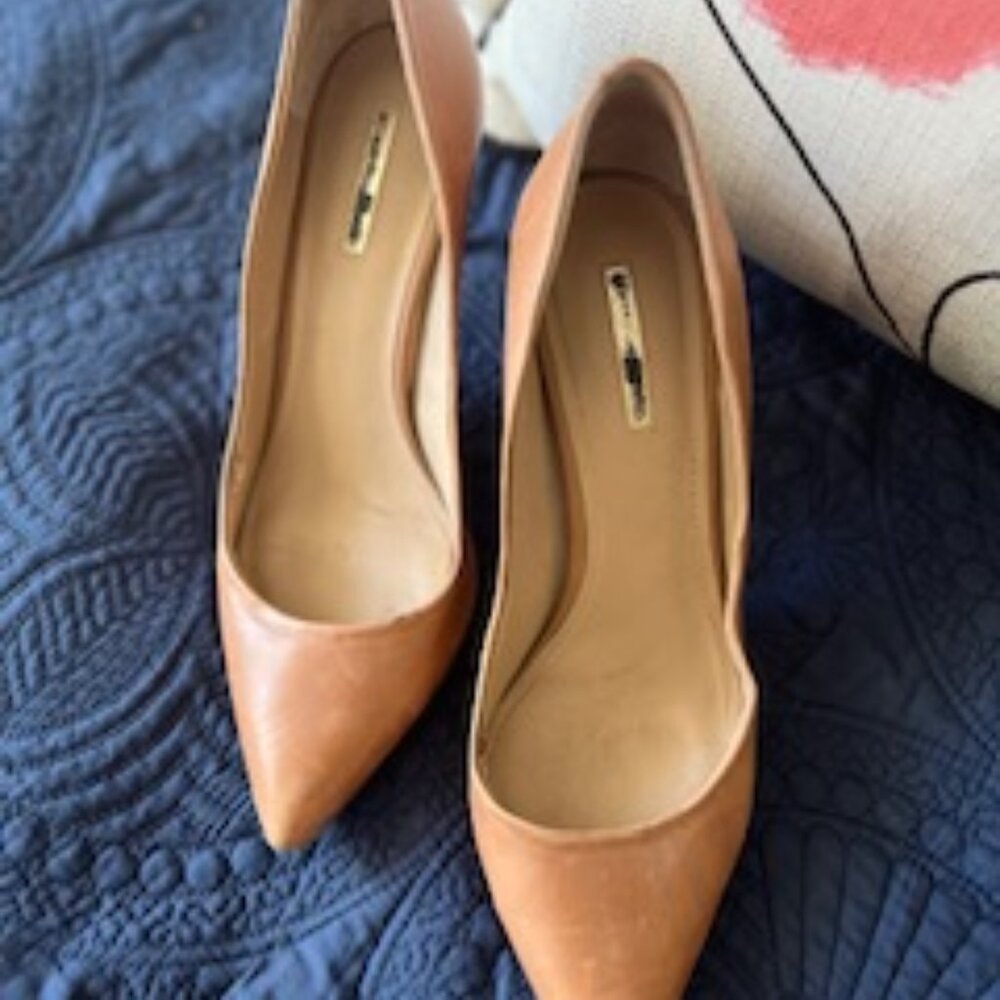Perfect Neutral Shade Pumps – 3 1/2” Heel